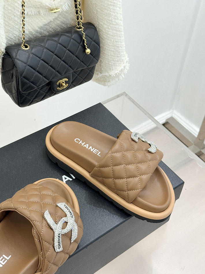 最高級シャネルスーパーコピー CHANEL 2026年 新作 サンダル マトラッセ ココマーク ミュール ブラウン 2630866 サンダル おしゃれ 安い - 画像 (7)