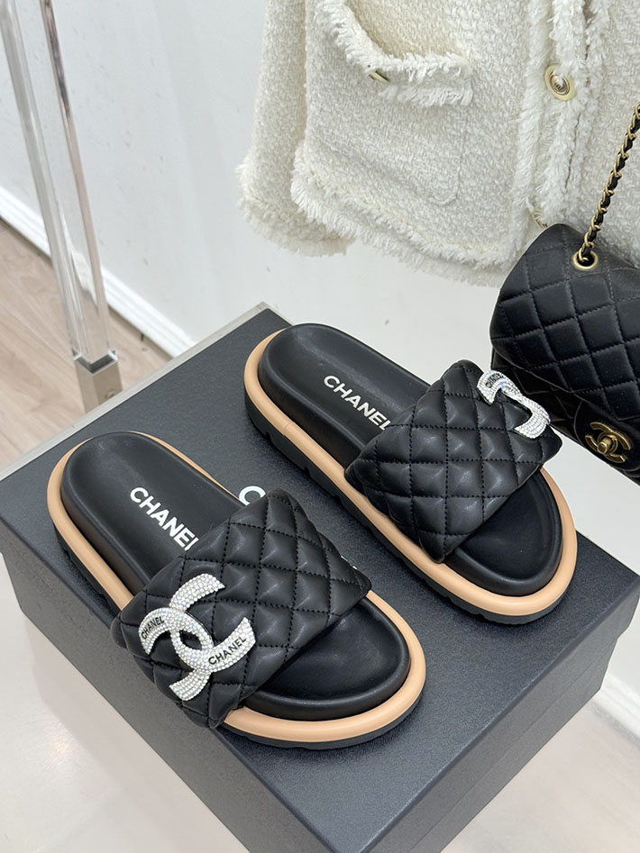 最高級シャネルスーパーコピー CHANEL 2026年 新作 サンダル マトラッセ ココマーク ミュール ブラック 2630867 サンダル 激安 レディース 送料無料 - 画像 (9)