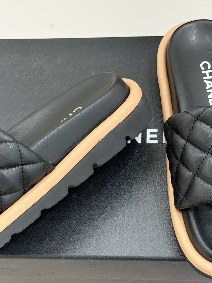 最高級シャネルスーパーコピー CHANEL 2026年 新作 サンダル マトラッセ ココマーク ミュール ブラック 2630867 サンダル 激安 レディース 送料無料 - 画像 (6)