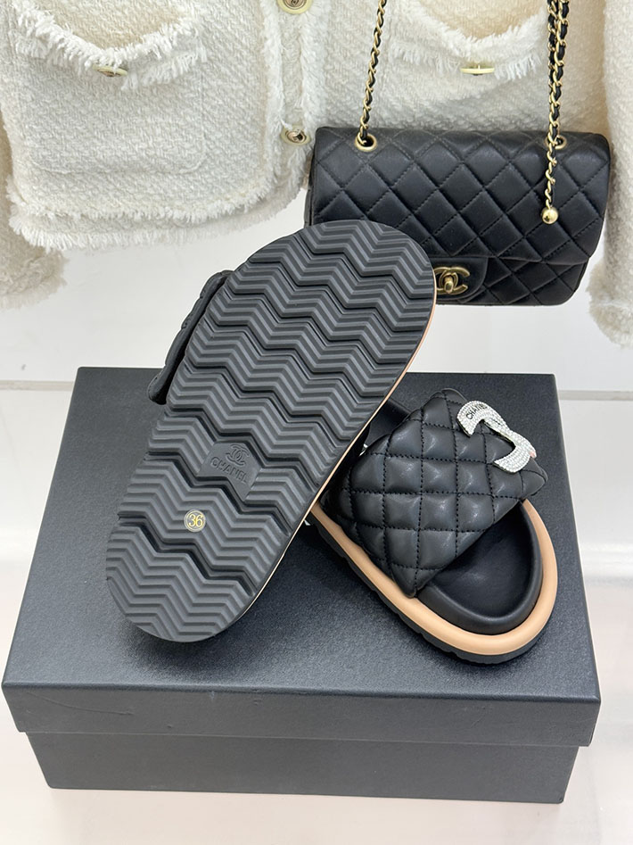 最高級シャネルスーパーコピー CHANEL 2026年 新作 サンダル マトラッセ ココマーク ミュール ブラック 2630867 サンダル 激安 レディース 送料無料 - 画像 (3)