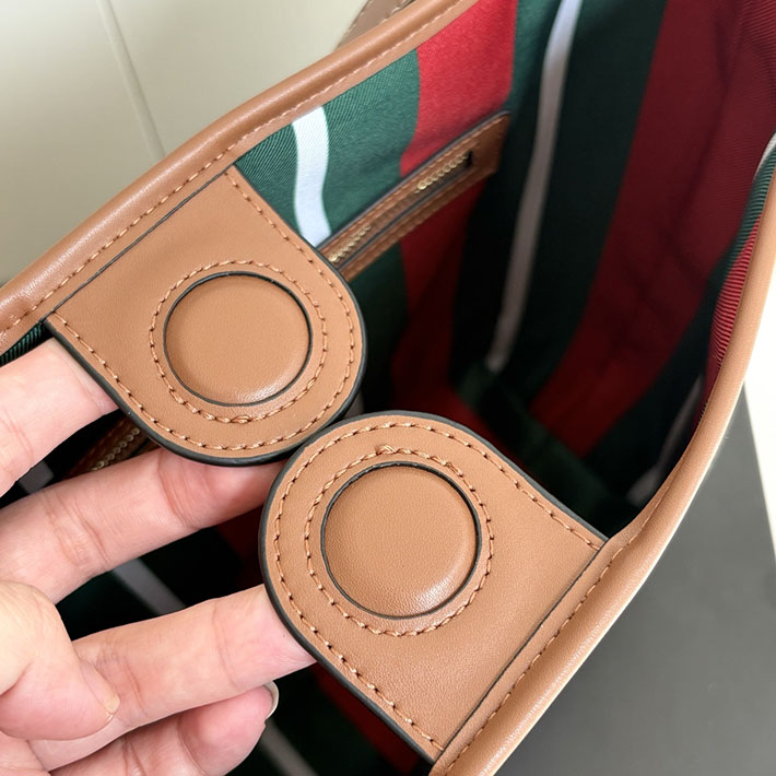グッチ直営アウトレット店 GUCCI GGエンブレム スモール ショルダーバッグ ベージュ&ダークブラウン 848881 FAD6L 9758 GUCCI バッグ 人気ランキング - 画像 (8)