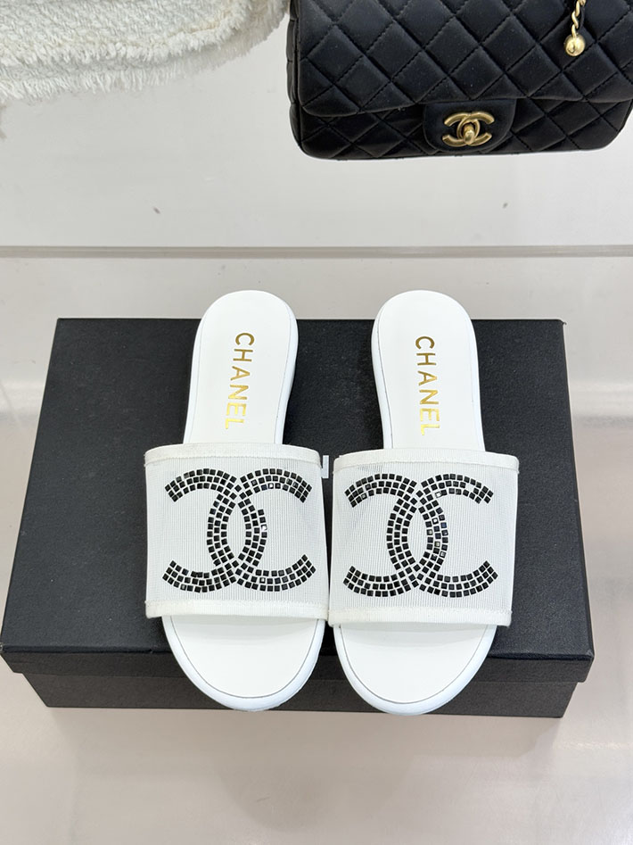 最高級シャネルスーパーコピー CHANEL ココマーク サンダル ミュール ヒール レザー 靴 ホワイト 2630891 レディース シャネル サンダル - 画像 (7)