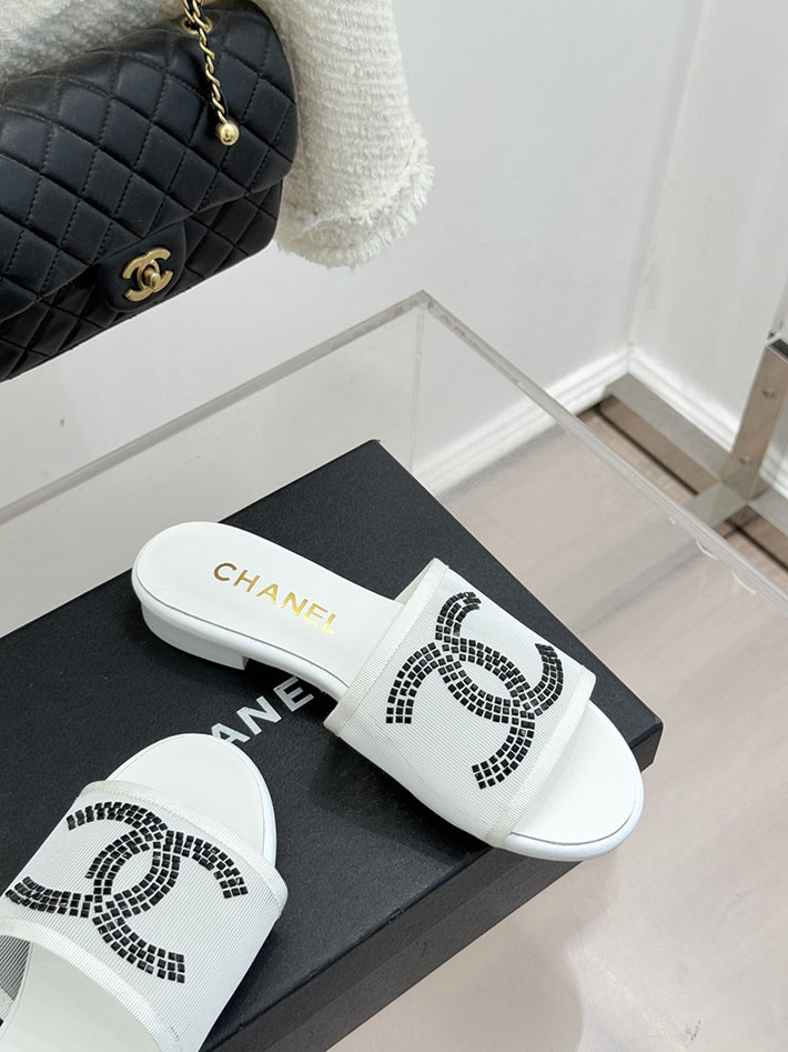 最高級シャネルスーパーコピー CHANEL ココマーク サンダル ミュール ヒール レザー 靴 ホワイト 2630891 レディース シャネル サンダル - 画像 (6)