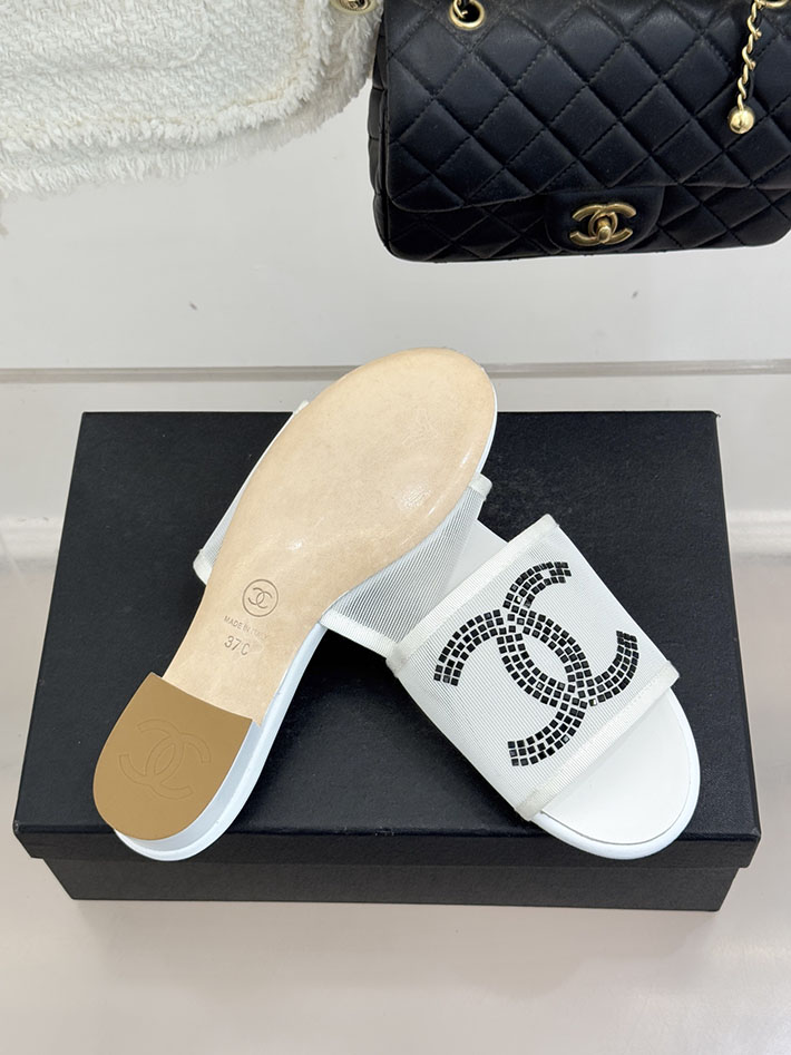 最高級シャネルスーパーコピー CHANEL ココマーク サンダル ミュール ヒール レザー 靴 ホワイト 2630891 レディース シャネル サンダル - 画像 (2)