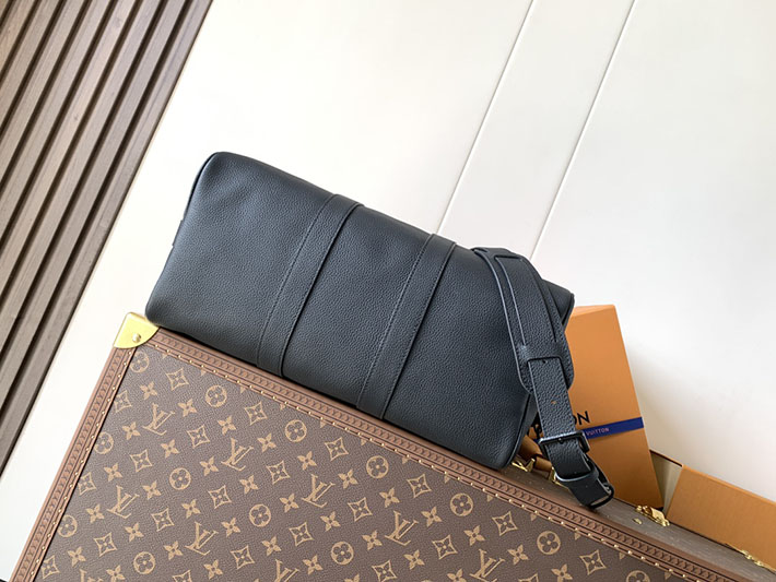 ルイヴィトン販売店舗 メンズバッグ Louis Vuitton キーポル・バンドリエール 35 ノワール M15249 キーポル バンド リエール 35 - 画像 (7)