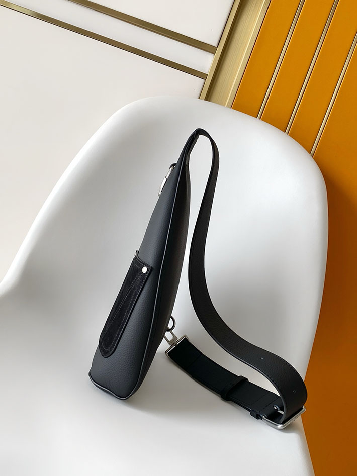 ルイヴィトン販売店舗 メンズバッグ Louis Vuitton デルタ・スリングバッグ ブラック M27060 ルイヴィトン スリングバッグ メンズ - 画像 (9)