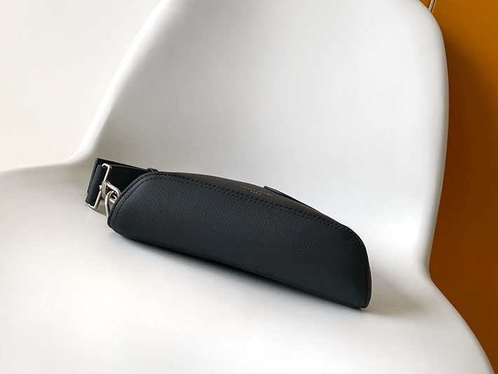 ルイヴィトン販売店舗 メンズバッグ Louis Vuitton デルタ・スリングバッグ ブラック M27060 ルイヴィトン スリングバッグ メンズ - 画像 (7)