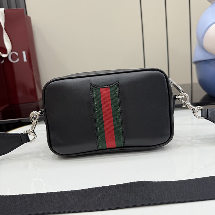 グッチ直営アウトレット店 GUCCI ウェブ トレードマーク ミニバッグ ブラック 867268 AAGIH 1057 GUCCI ショルダーバッグ メンズ 人気 - 画像 (10)
