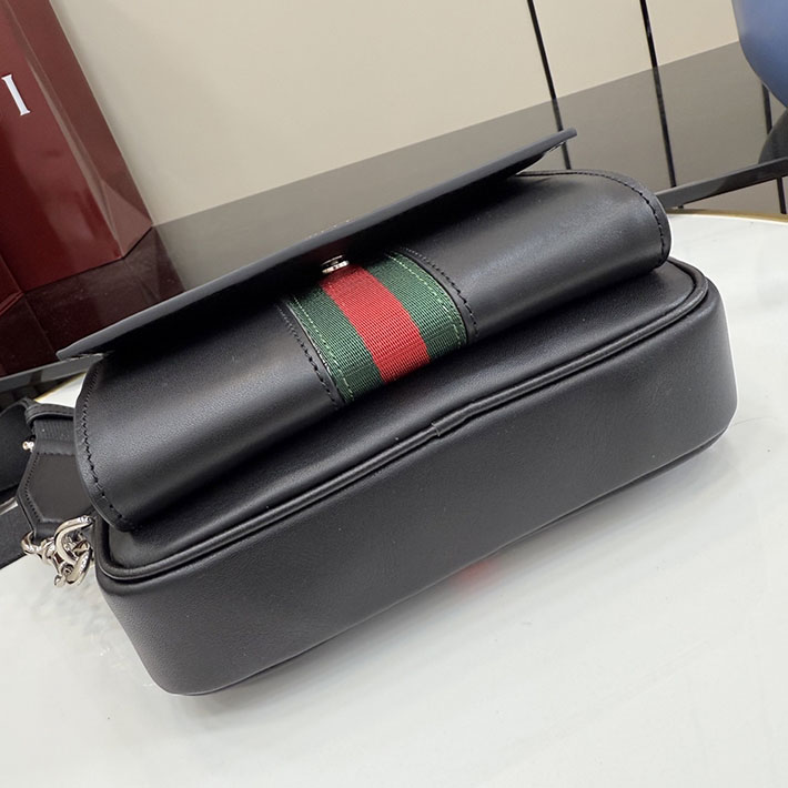 グッチ直営アウトレット店 GUCCI ウェブ トレードマーク ミニバッグ ブラック 867268 AAGIH 1057 GUCCI ショルダーバッグ メンズ 人気 - 画像 (9)