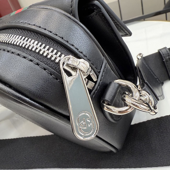 グッチ直営アウトレット店 GUCCI ウェブ トレードマーク ミニバッグ ブラック 867268 AAGIH 1057 GUCCI ショルダーバッグ メンズ 人気 - 画像 (5)