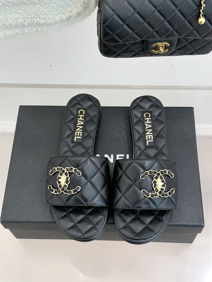 最高級シャネルスーパーコピー CHANEL ココマーク キルティング レザー ミュール サンダル ブラック 2630912 シャネル ミュール サンダル - 画像 (7)