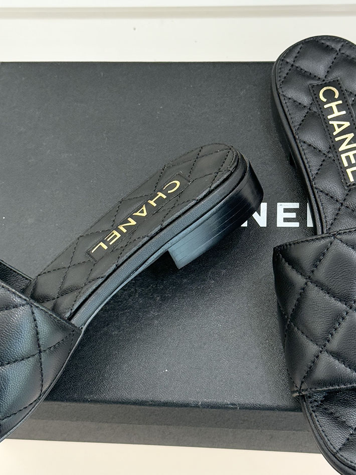 最高級シャネルスーパーコピー CHANEL ココマーク キルティング レザー ミュール サンダル ブラック 2630912 シャネル ミュール サンダル - 画像 (5)