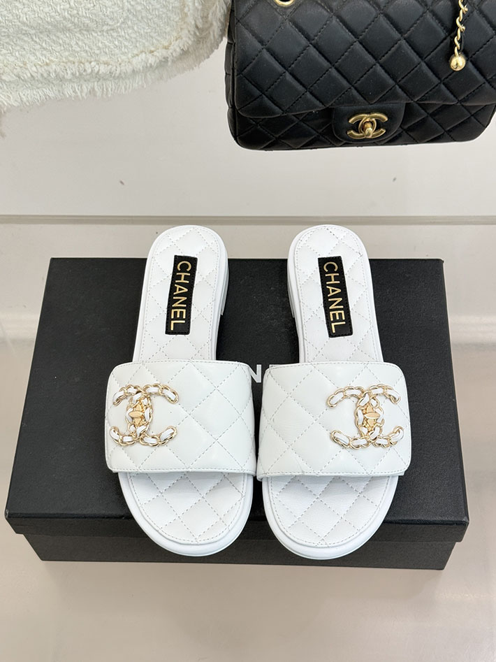 最高級シャネルスーパーコピー CHANEL ココマーク キルティング レザー ミュール サンダル ホワイト 2630914 シャネル サンダル レディース - 画像 (7)
