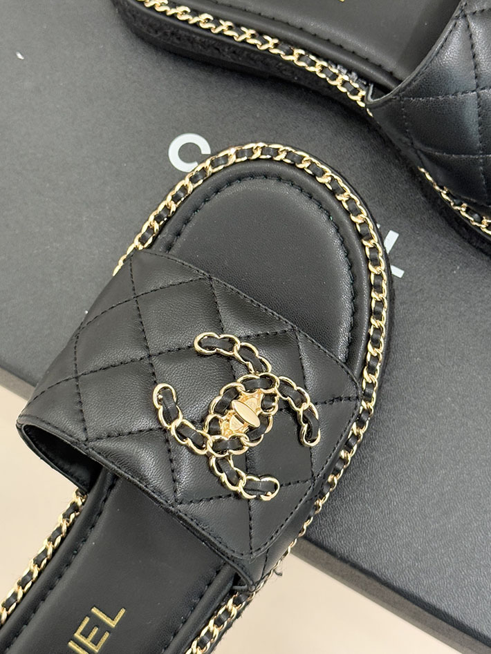 最高級シャネルスーパーコピー CHANEL ココマーク キルティング レザー ミュール サンダル ブラック 2630917 シャネル サンダル 公式 - 画像 (4)
