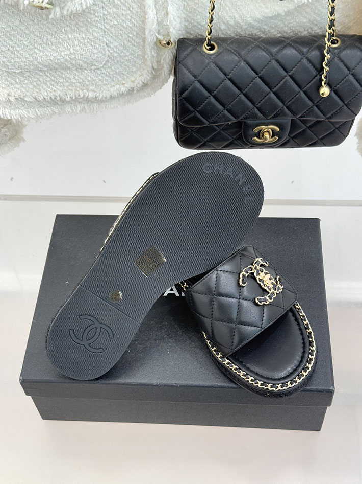 最高級シャネルスーパーコピー CHANEL ココマーク キルティング レザー ミュール サンダル ブラック 2630917 シャネル サンダル 公式 - 画像 (2)