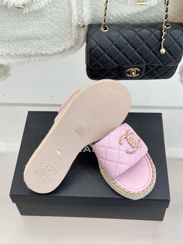 最高級シャネルスーパーコピー CHANEL ココマーク キルティング レザー ミュール サンダル ピンク 2630918 レディース シャネル 靴 - 画像 (2)