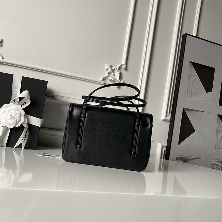 シャネル 新作バッグ 2026 CHANEL スモール フラップ バッグ ダークブルー AS6130-B23483-U2366 シャネルバッグ 人気ランキング - 画像 (9)