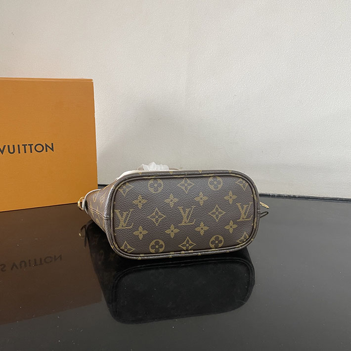 ルイヴィトン販売店舗 レディースバッグ LV ネヴァーフル・インサイドアウト BB モノグラム・スカイブルー M25657 ルイヴィトン トートバッグ 人気ランキング - 画像 (7)