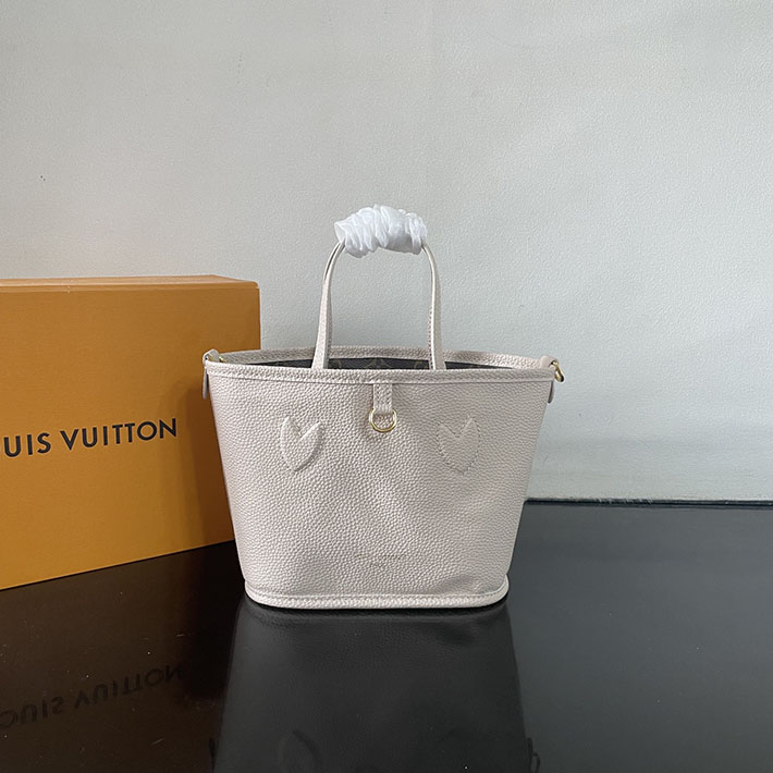 ルイヴィトン販売店舗 レディースバッグ LV ネヴァーフル・インサイドアウト BB モノグラム・スカイブルー M25657 ルイヴィトン トートバッグ 人気ランキング - 画像 (4)