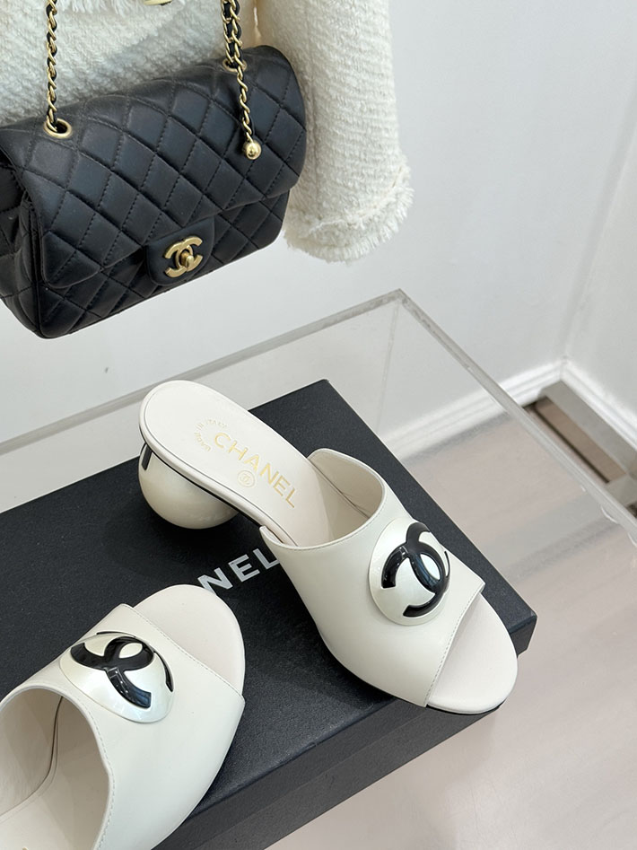 最高級シャネルスーパーコピー CHANEL パールヒールブーツ 2026新作 球体パールヒール パンプス ホワイト 2630936 シャネル サンダル 安い - 画像 (6)