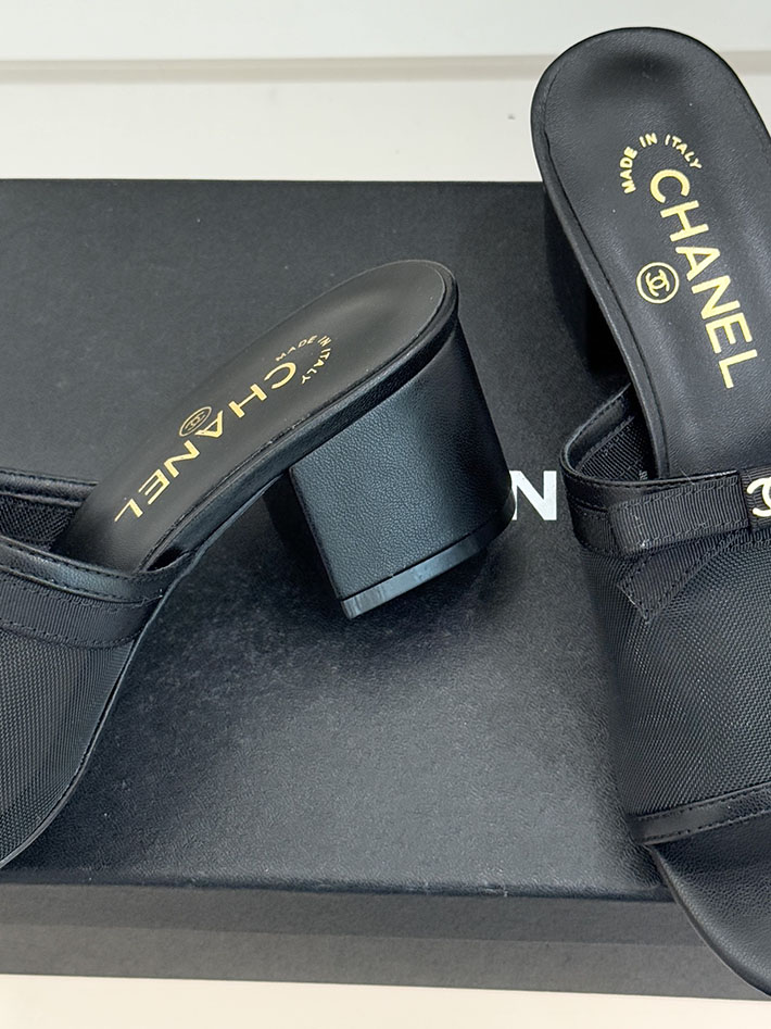 最高級シャネルスーパーコピー CHANEL メッシュ ミュール サンダル レディース 疲れない 2026新作 ホワイト 2630940 レディース シャネル サンダル - 画像 (5)