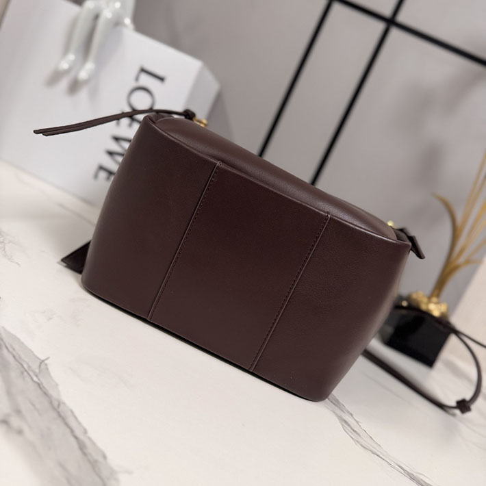 最高級ロエベスーパーコピー LOEWE 2026春夏レディース ハンモック フリップ バッグ ダークバーガンディ A538HHBX07 7240 ロエベ バッグ レディース - 画像 (7)