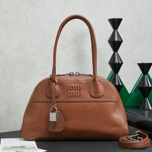 MIUMIU バッグ アウトレット