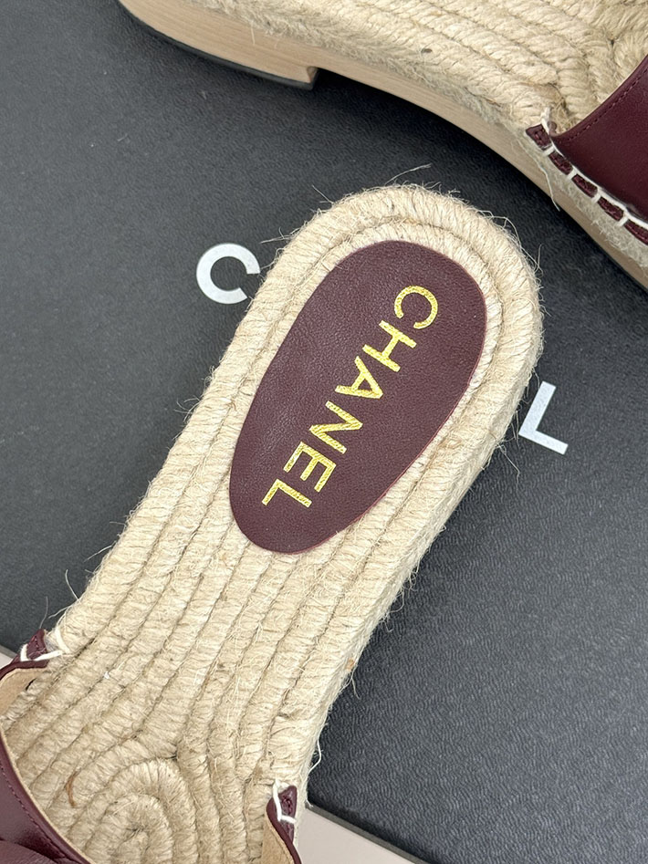 最高級シャネルスーパーコピー CHANEL マトラッセ ジュート サボサンダル ミュール サンダル ワインレッド 2630953 レディース シャネル サンダル - 画像 (3)