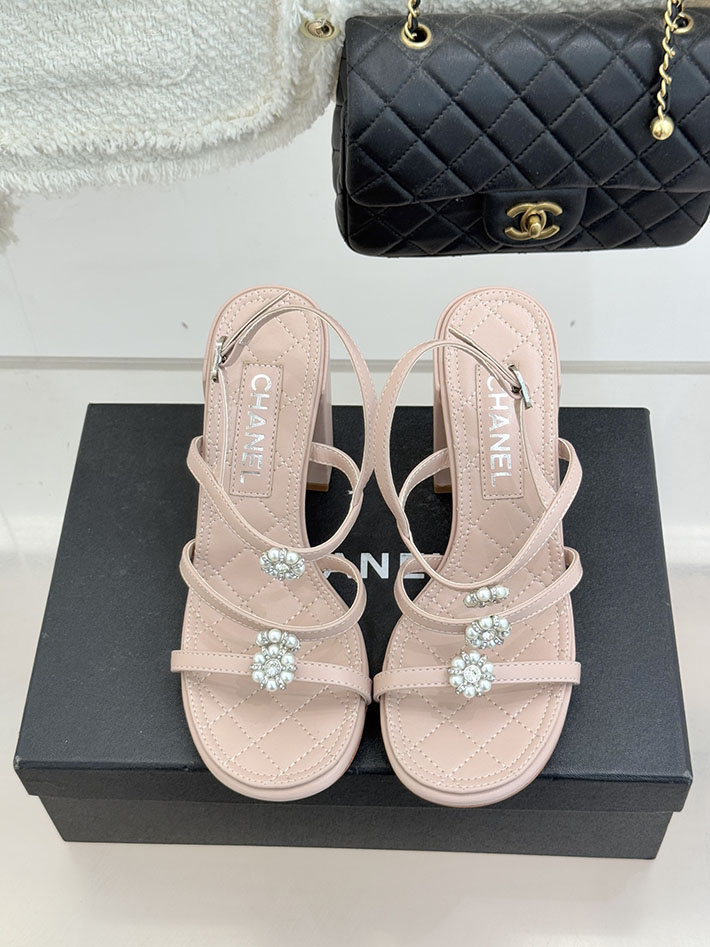 最高級シャネルスーパーコピー CHANEL サンダル 2026年 新作 95mm ラミネート ラムスキン ピンク 2630957 レディース シャネル サンダル - 画像 (7)