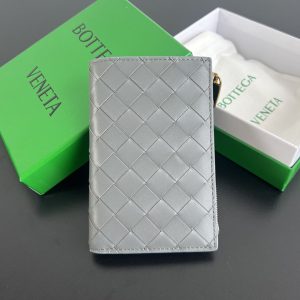 ボッテガ アウトレット 財布 値段