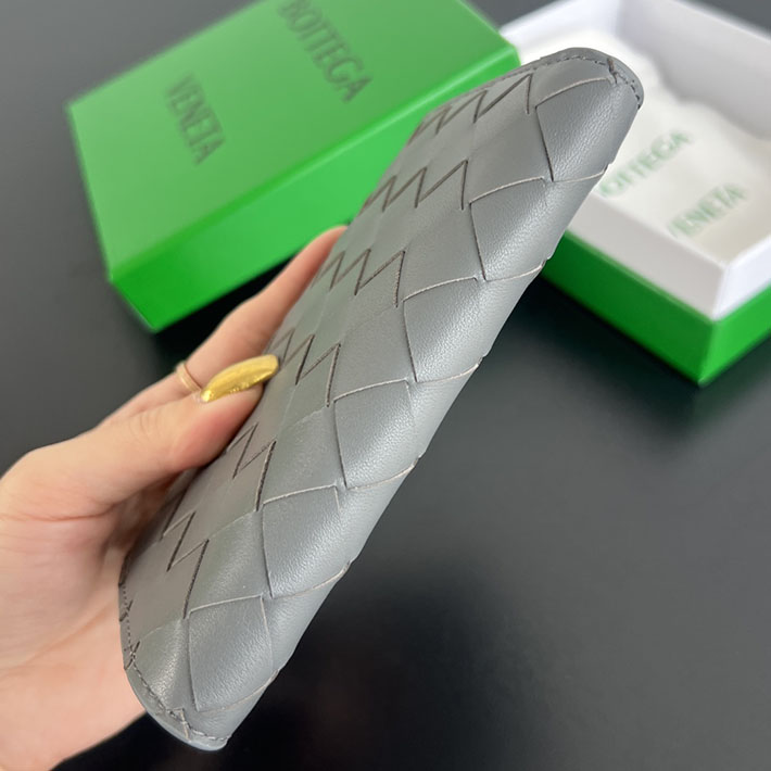 最高級ボッテガコピー Bottega Veneta イントレチャート ミディアム 二つ折りウォレット アゲートグレー 749940VCPP21556 ボッテガ アウトレット 財布 値段 - 画像 (7)