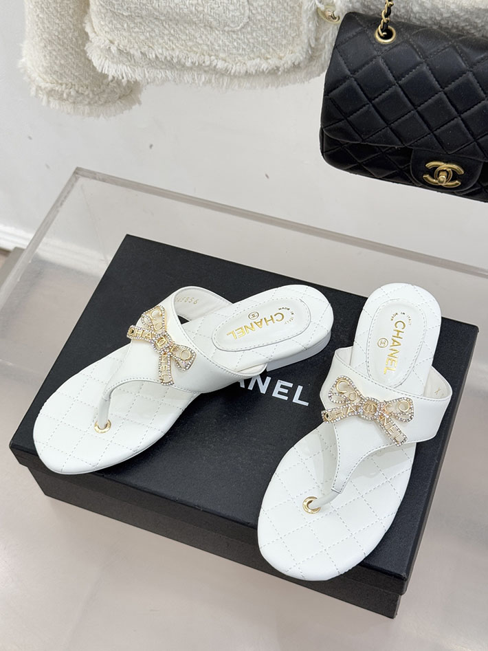 最高級シャネルスーパーコピー CHANEL 人気 ビーチサンダル ラムスキン 2026年春夏 新作 ホワイト 2630978 シャネル 靴 ビーチサンダル - 画像 (9)