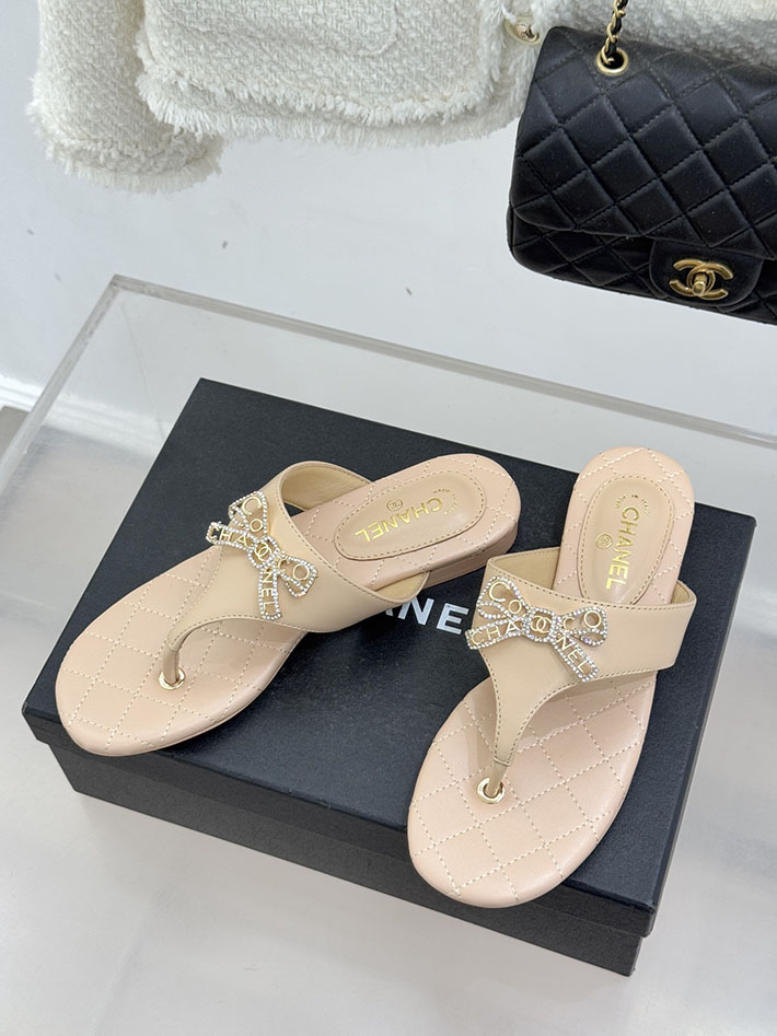 最高級シャネルスーパーコピー CHANEL 人気 ビーチサンダル ラムスキン 2026年春夏 新作 ベージュ 2630979 レディース シャネル 靴 - 画像 (9)