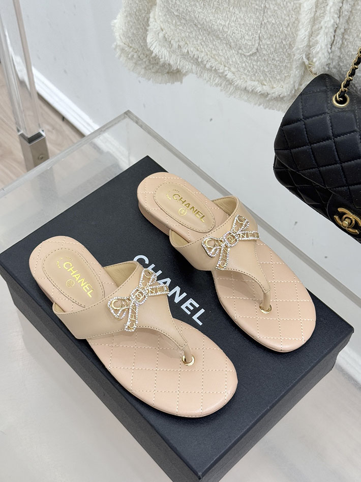 最高級シャネルスーパーコピー CHANEL 人気 ビーチサンダル ラムスキン 2026年春夏 新作 ベージュ 2630979 レディース シャネル 靴 - 画像 (8)