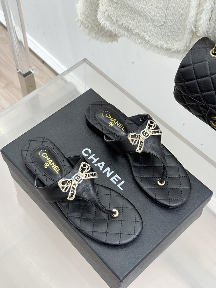 最高級シャネルスーパーコピー CHANEL 人気 ビーチサンダル ラムスキン 2026年春夏 新作 ブラック 2630980 シャネル 靴 レディース 人気 - 画像 (8)