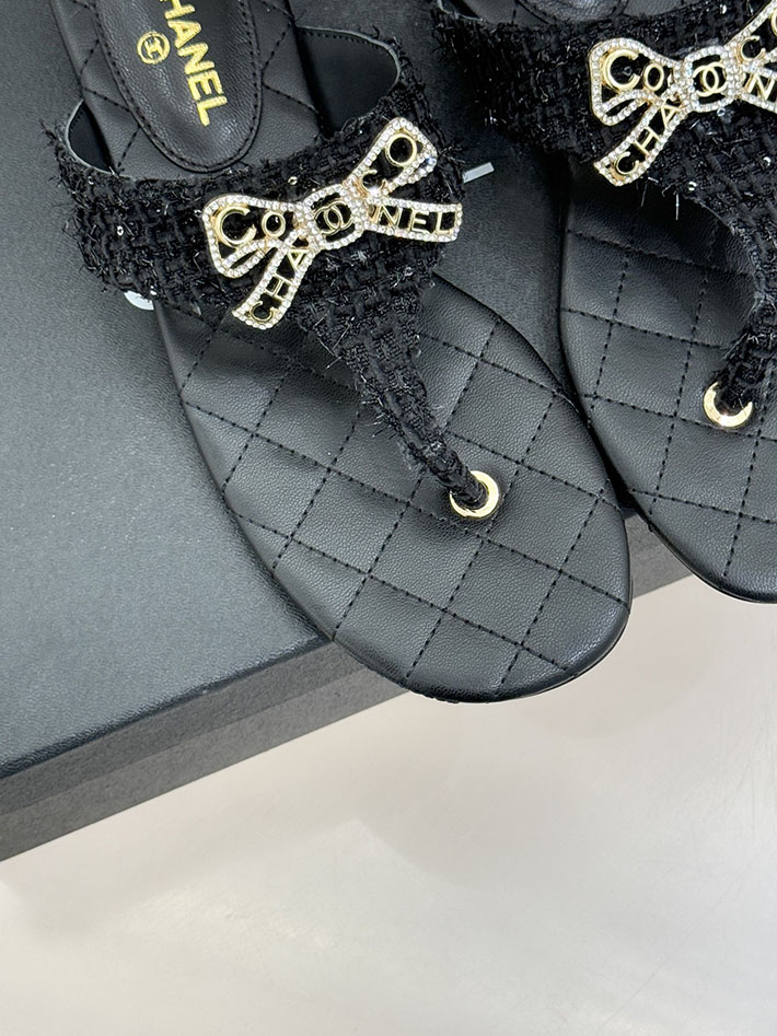 最高級シャネルスーパーコピー CHANEL 人気 ビーチサンダル ラムスキン 2026年春夏 新作 ブラック 2630982 シャネル 靴 サンダル - 画像 (4)