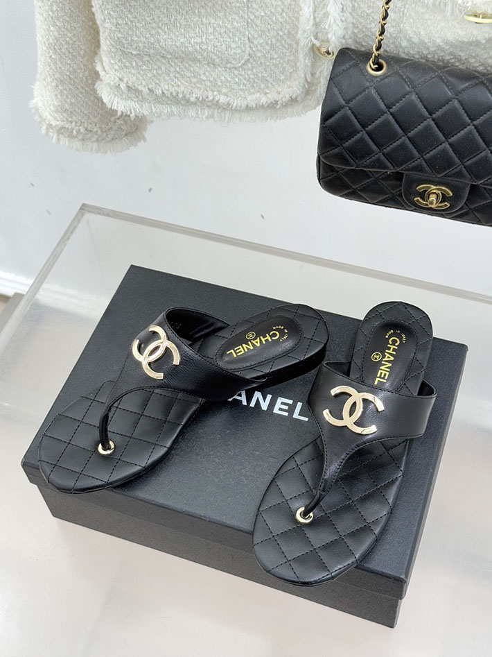 最高級シャネルスーパーコピー CHANEL ココマーク トングサンダル ラムスキン 2026年春夏 新作 ブラック 2630984 シャネル 靴 アウトレット - 画像 (9)