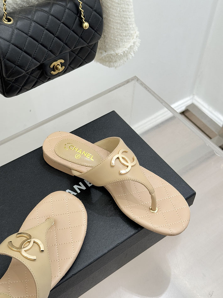 最高級シャネルスーパーコピー CHANEL ココマーク トングサンダル ラムスキン 2026年春夏 新作 ベージュ 2630985 シャネル 靴 レディース 人気 - 画像 (6)