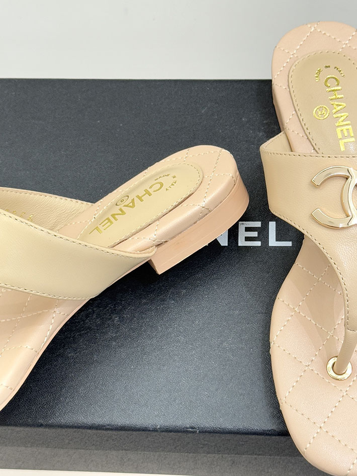 最高級シャネルスーパーコピー CHANEL ココマーク トングサンダル ラムスキン 2026年春夏 新作 ベージュ 2630985 シャネル 靴 レディース 人気 - 画像 (5)