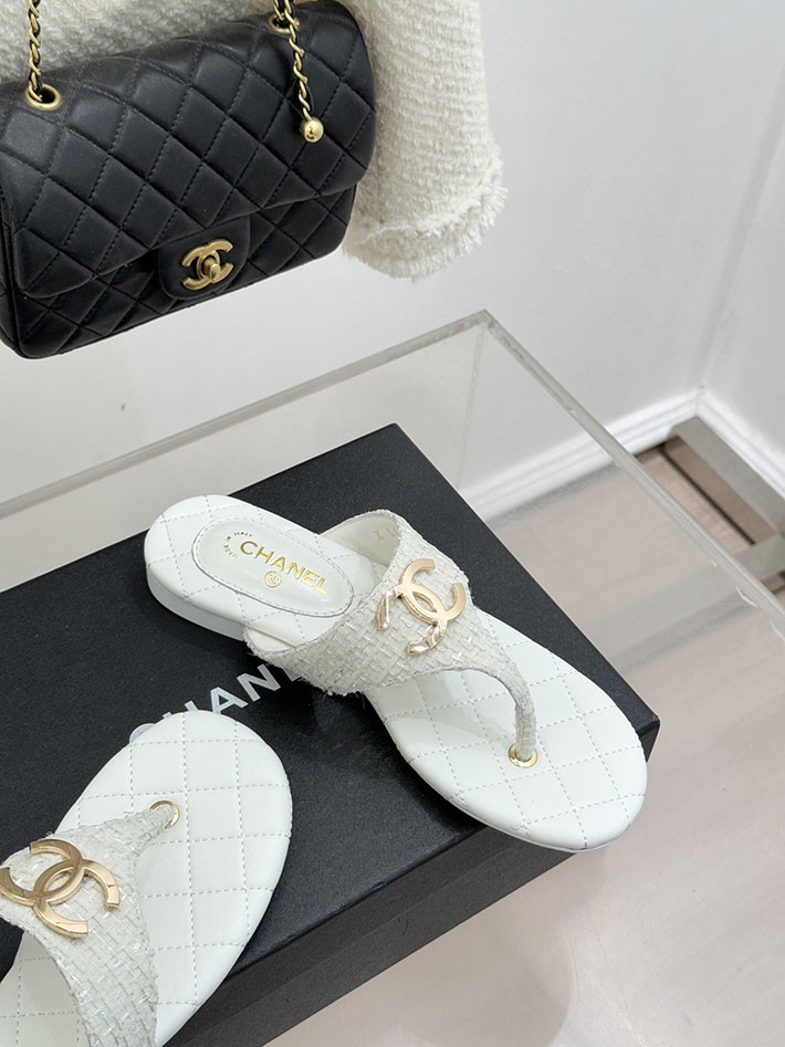 最高級シャネルスーパーコピー CHANEL ココマーク トングサンダル ラムスキン 2026年春夏 新作 ホワイト 2630986 シャネル風サンダル - 画像 (6)