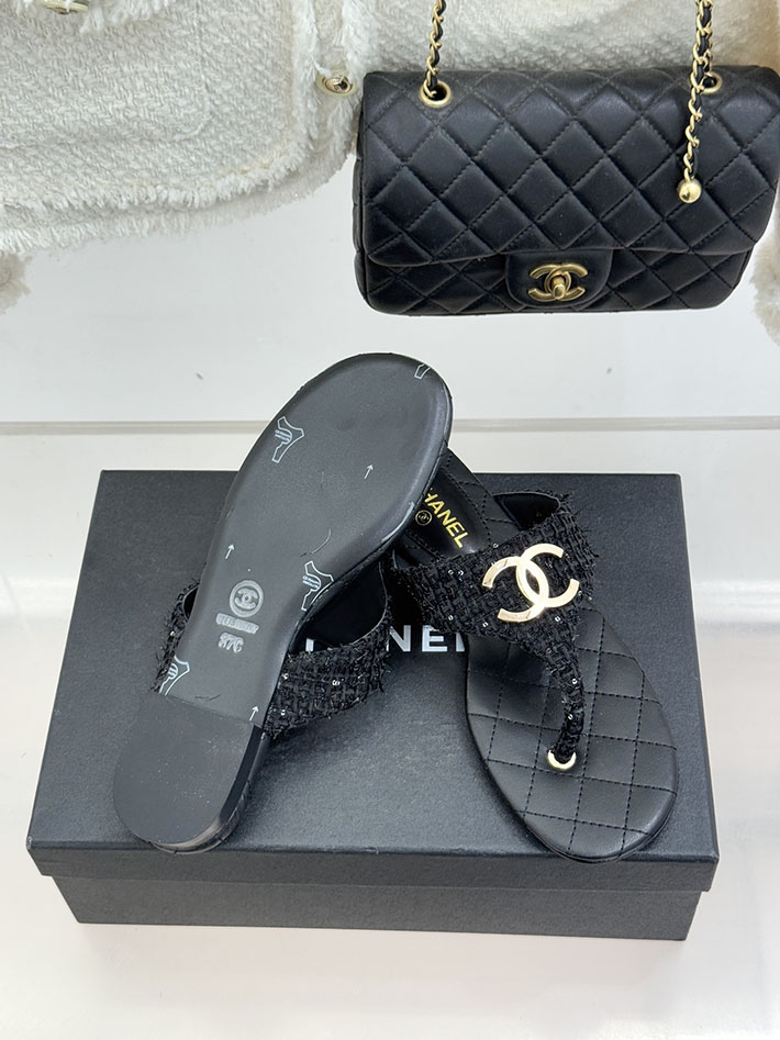 最高級シャネルスーパーコピー CHANEL ココマーク トングサンダル ラムスキン 2026年春夏 新作 ブラック 2630987 シャネル新作サンダル - 画像 (5)