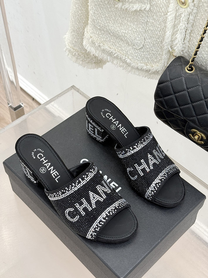 最高級シャネルスーパーコピー CHANEL ココマーク ミュール サンダル ストラス 2026年春夏 新作 ブラック 2630988 シャネル 靴 サンダル - 画像 (8)