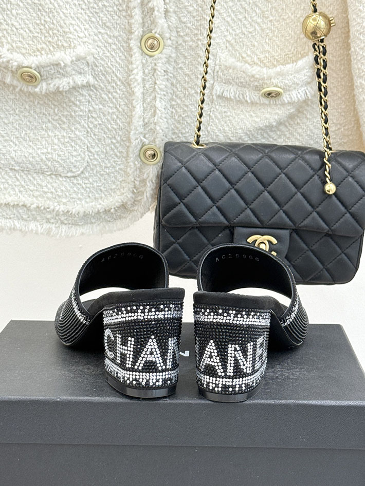 最高級シャネルスーパーコピー CHANEL ココマーク ミュール サンダル ストラス 2026年春夏 新作 ブラック 2630988 シャネル 靴 サンダル - 画像 (5)