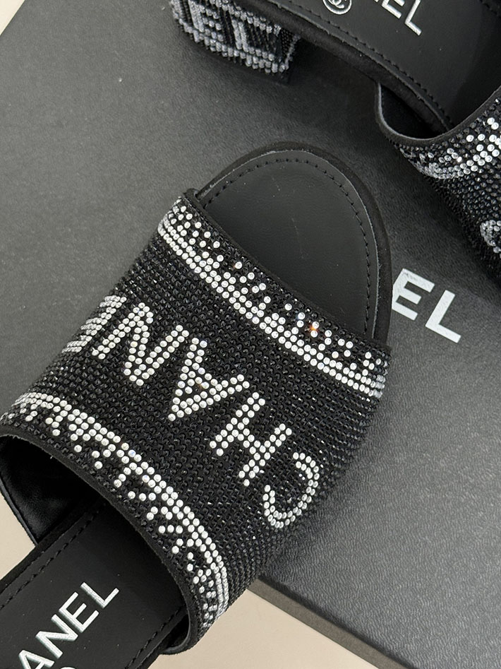 最高級シャネルスーパーコピー CHANEL ココマーク ミュール サンダル ストラス 2026年春夏 新作 ブラック 2630988 シャネル 靴 サンダル - 画像 (4)