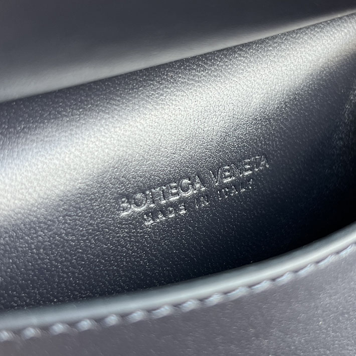 最高級ボッテガコピー Bottega Veneta ソルスティス ビジネスカードケース ノクターナル 810596V4R414184 ボッテガ 名刺入れ アウトレット - 画像 (2)