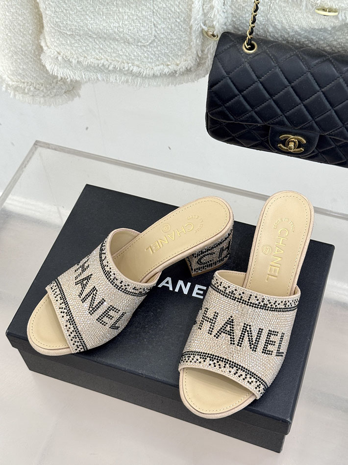 最高級シャネルスーパーコピー CHANEL ココマーク ミュール サンダル ストラス 2026年春夏 新作 ベージュ 2630990 シャネル サンダル レディース - 画像 (9)