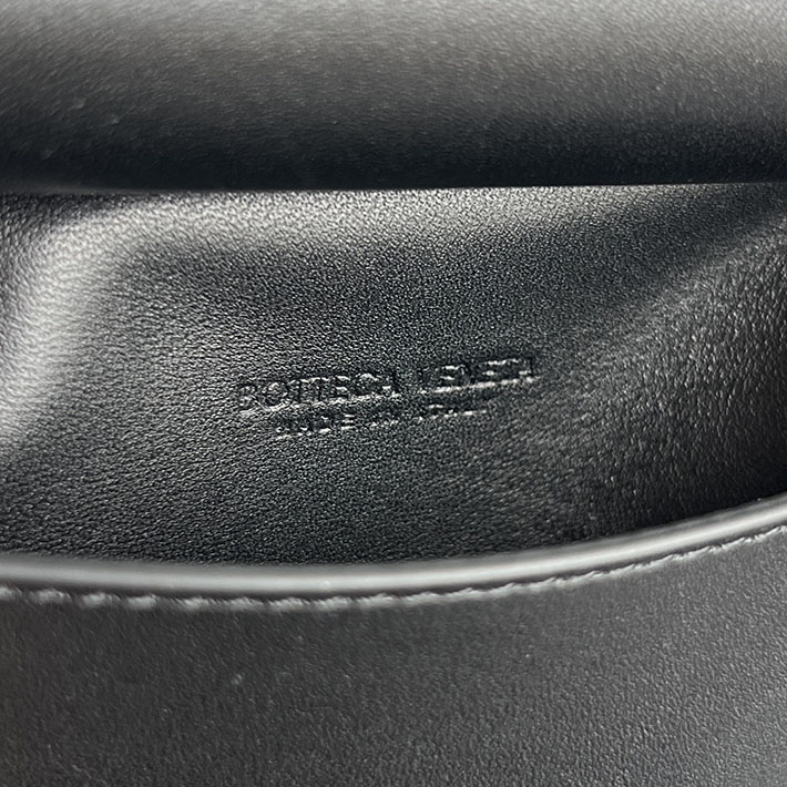 最高級ボッテガコピー Bottega Veneta ソルスティス ビジネスカードケース ブラック 810596V4R418425 ボッテガ 名刺入れ レディース - 画像 (2)