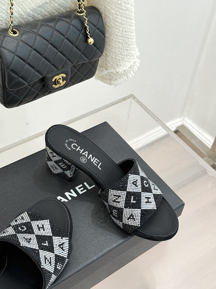 最高級シャネルスーパーコピー CHANEL ココマーク ミュール サンダル ストラス 2026年春夏 新作 ブラック 2630991 シャネル サンダル 新作 - 画像 (6)
