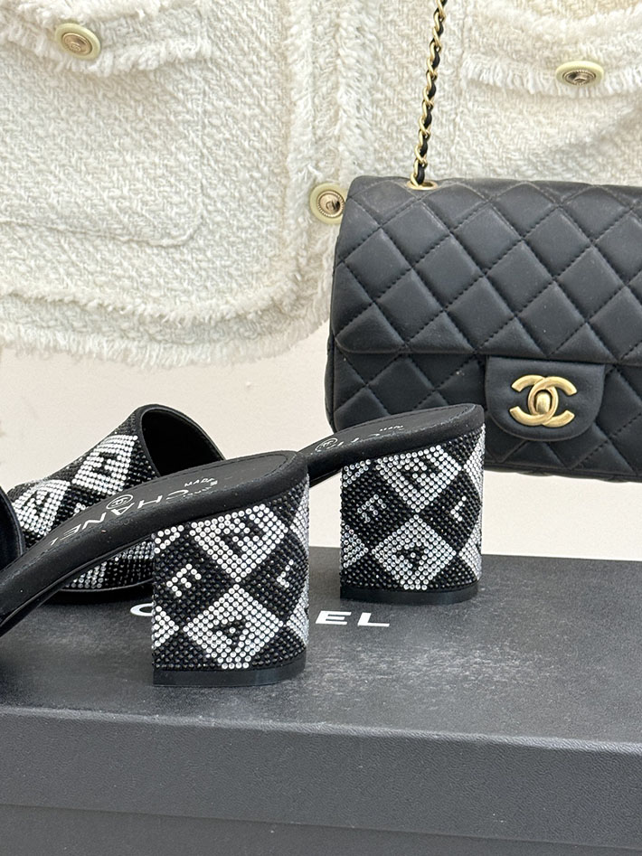 最高級シャネルスーパーコピー CHANEL ココマーク ミュール サンダル ストラス 2026年春夏 新作 ブラック 2630991 シャネル サンダル 新作 - 画像 (5)