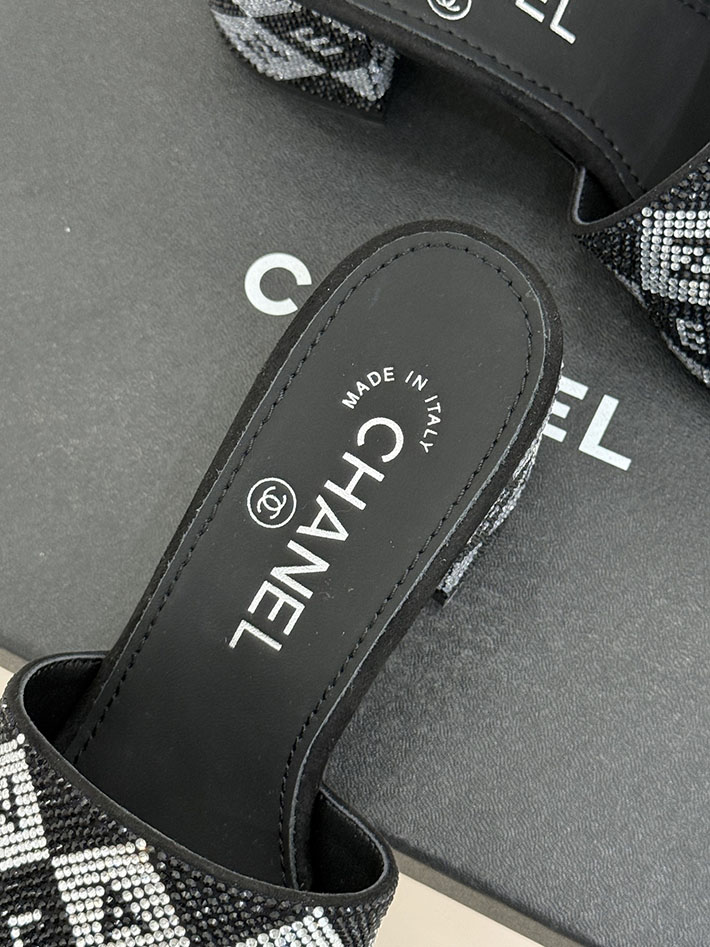 最高級シャネルスーパーコピー CHANEL ココマーク ミュール サンダル ストラス 2026年春夏 新作 ブラック 2630991 シャネル サンダル 新作 - 画像 (3)